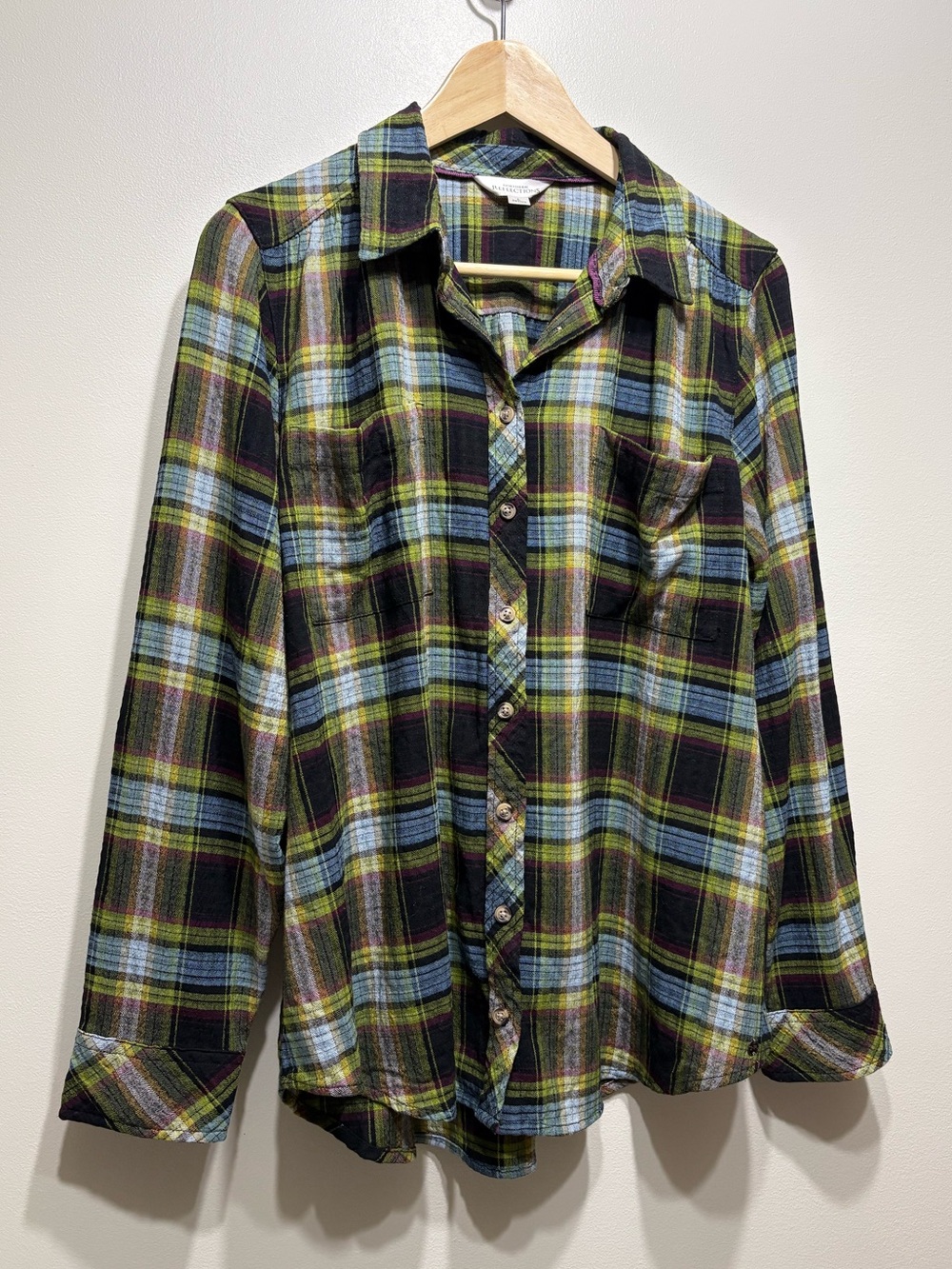 Northern Reflections Plaid Flannel Button Down Shirt Women’s Large Petite LP - Picture 2 of 8